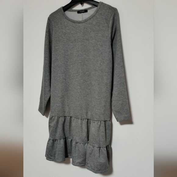New Gray Ruffle Dress / Size 2X - Picture 4 of 6